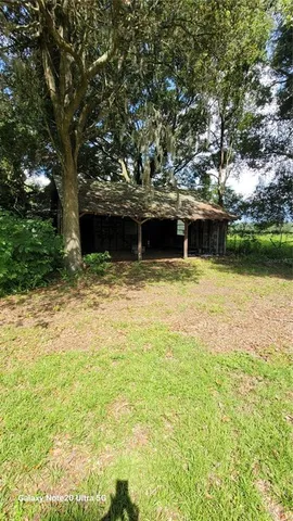 $2,000 | 36445 Trilby Road, Dade City, FL 33523