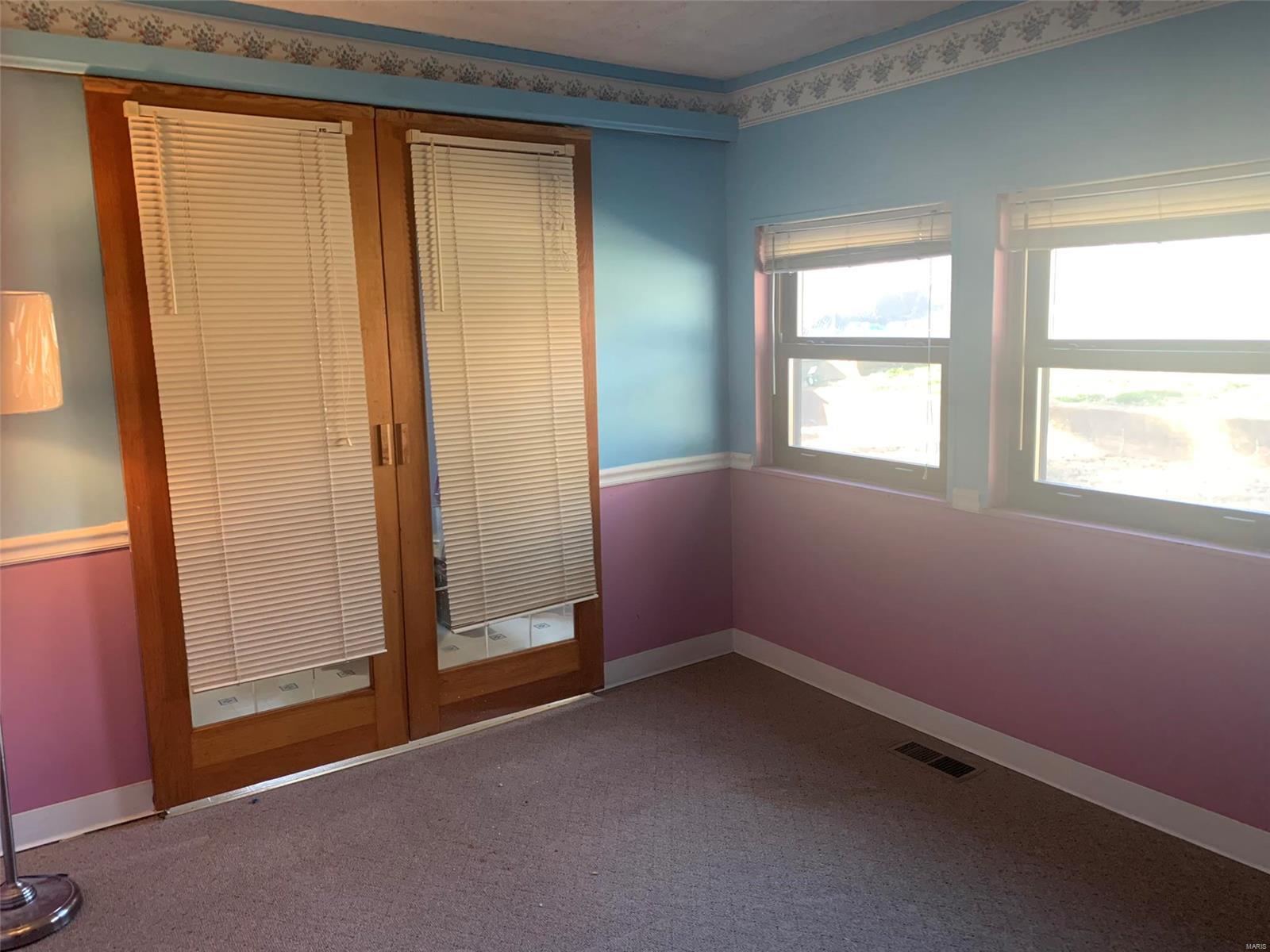 7045 Rhodes Avenue St. Louis, MO 63123 - Photo 16 of 18 Gallery Image 16