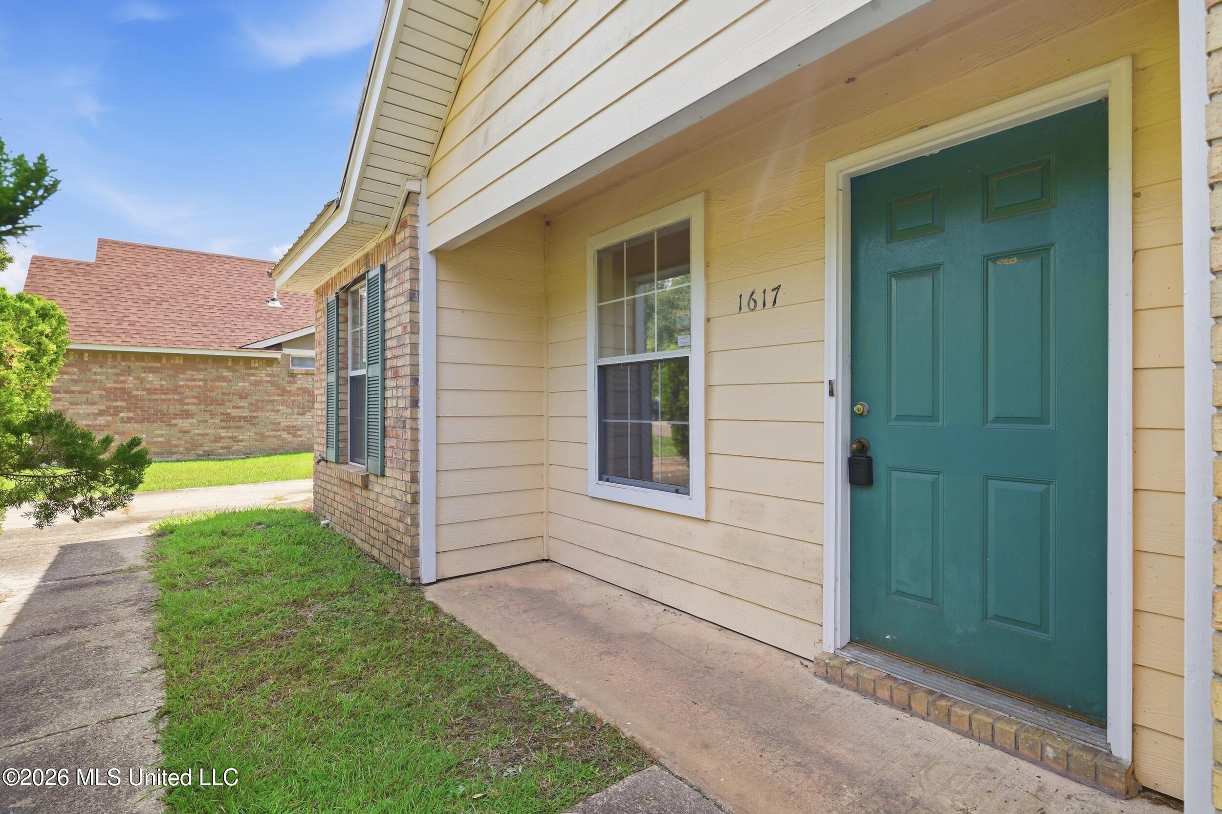 1617 Springridge Road Gautier, MS 39553 - Photo 8 of 39 8_r6__2676