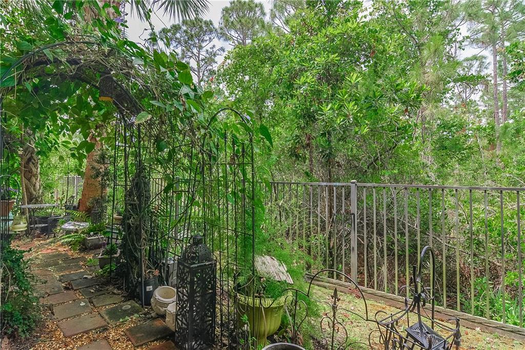 427 Southwest Walking Path Stuart, FL 34997 - Photo 22 of 24 Gallery Image 22