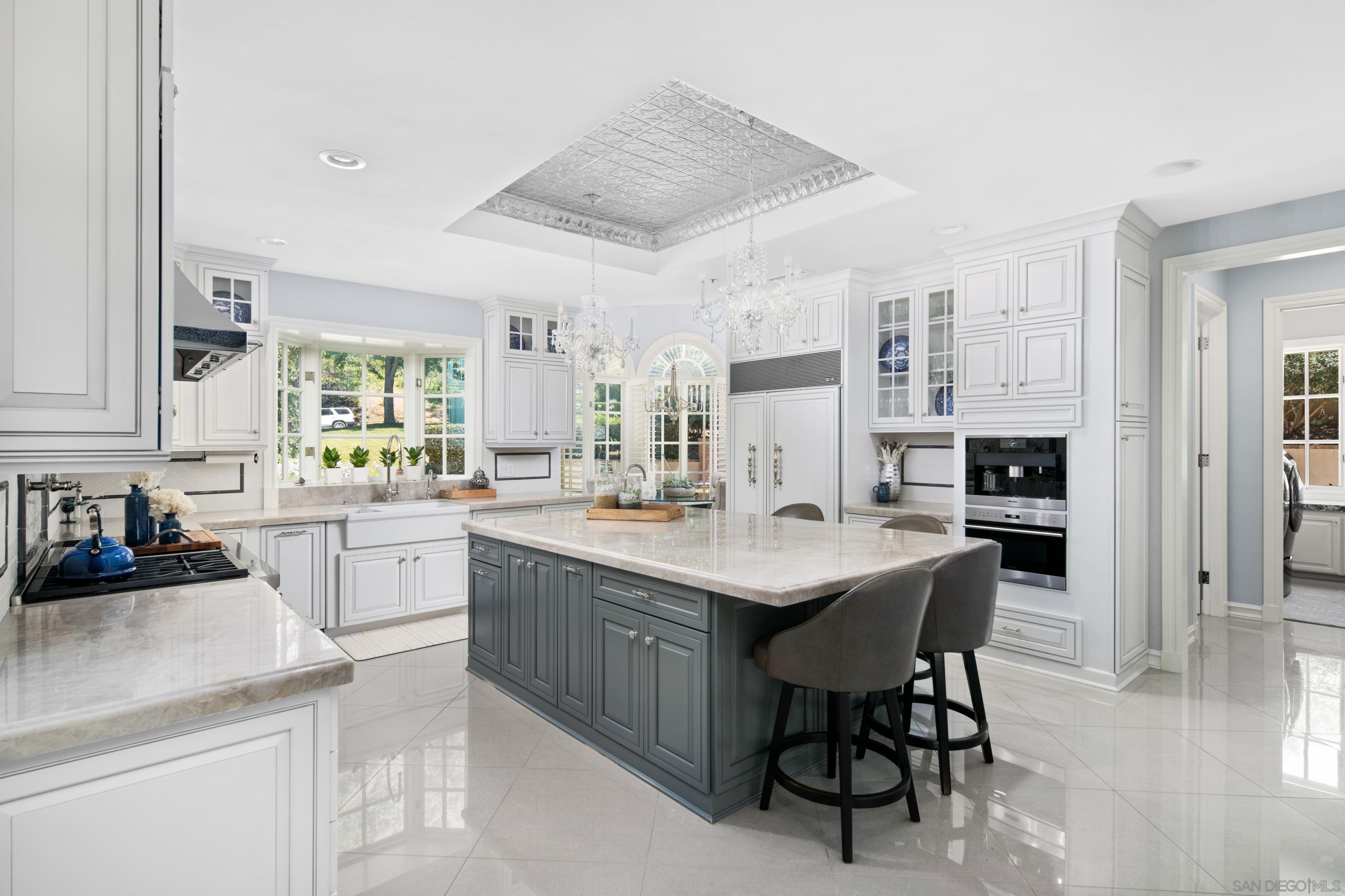 17538 Circa Oriente Rancho Santa Fe, CA 92067 - Photo 11 of 45