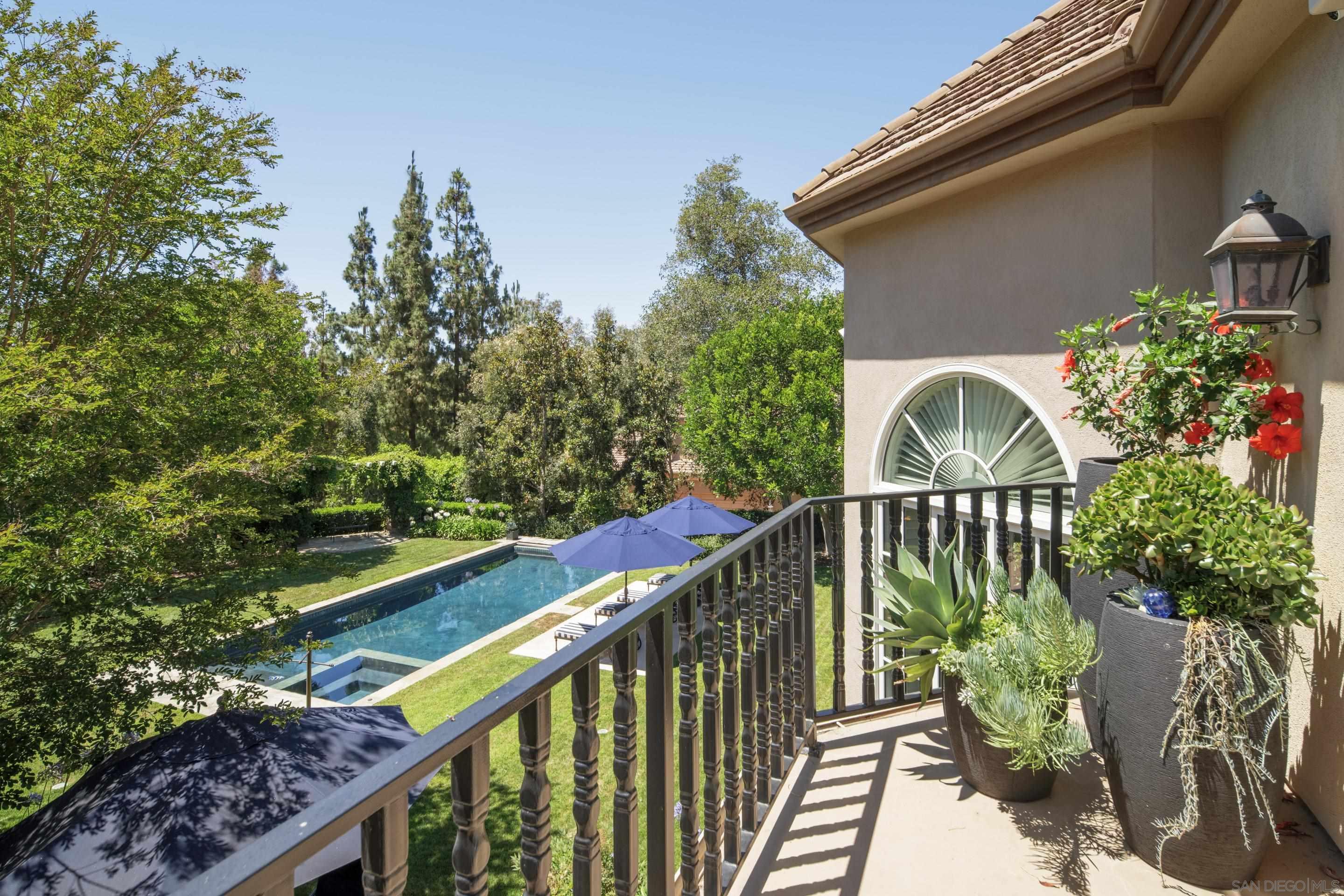 17538 Circa Oriente Rancho Santa Fe, CA 92067 - Photo 19 of 45