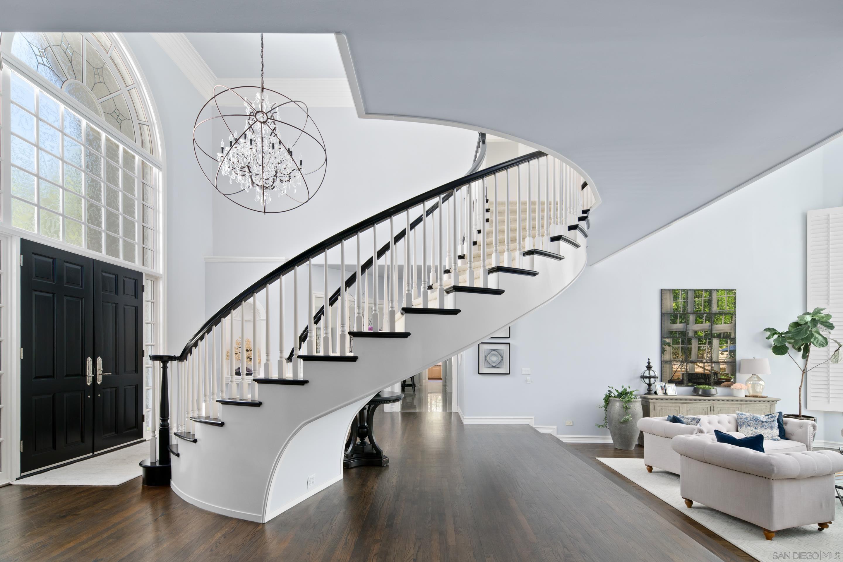 17538 Circa Oriente Rancho Santa Fe, CA 92067 - Photo 4 of 45