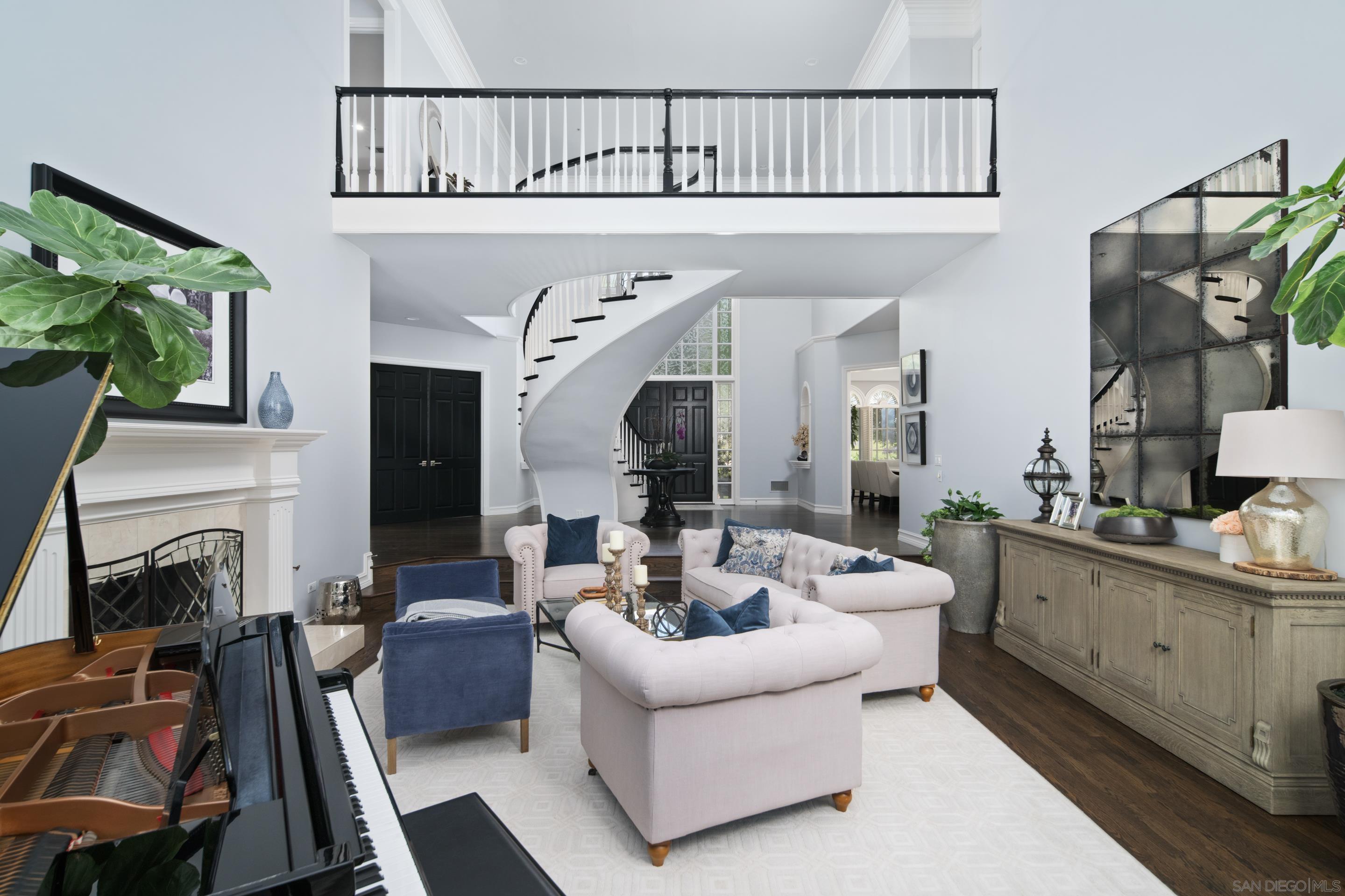 17538 Circa Oriente Rancho Santa Fe, CA 92067 - Photo 8 of 45