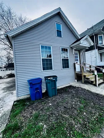 $209,999 | 34 Camp Street, Buffalo, NY 14204