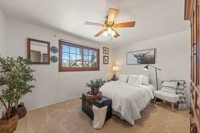 $385,000 | 1922 Cambridge Lane, Wheaton, IL 60189