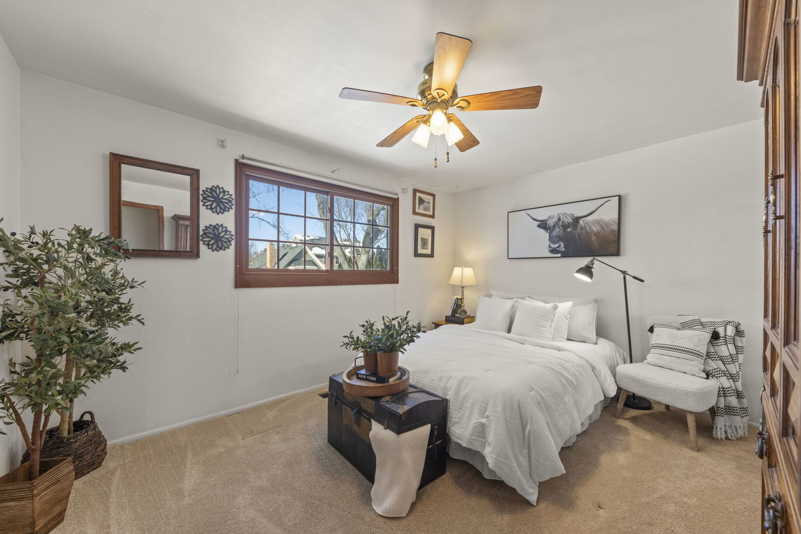 1922 Cambridge Lane Wheaton, IL 60189 - Photo 3 of 22