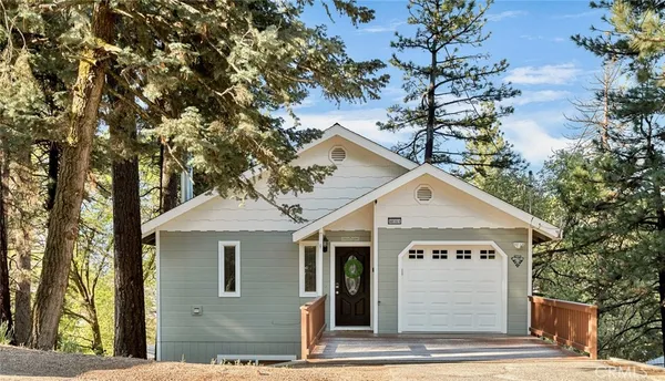 $469,000 | 30701 Knoll View Drive, Running Springs, CA 92382