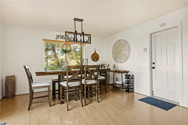 $469,000 | 30701 Knoll View Drive, Running Springs, CA 92382