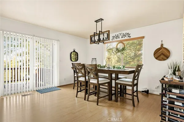 $469,000 | 30701 Knoll View Drive, Running Springs, CA 92382