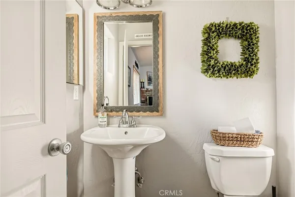 $469,000 | 30701 Knoll View Drive, Running Springs, CA 92382