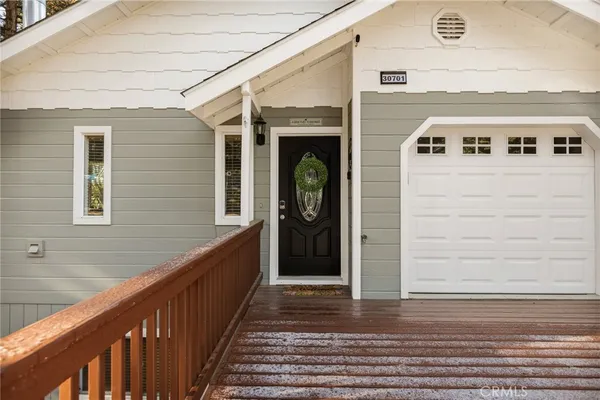 $469,000 | 30701 Knoll View Drive, Running Springs, CA 92382