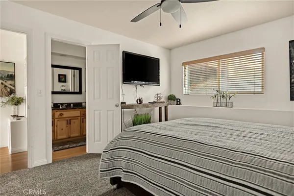 $469,000 | 30701 Knoll View Drive, Running Springs, CA 92382