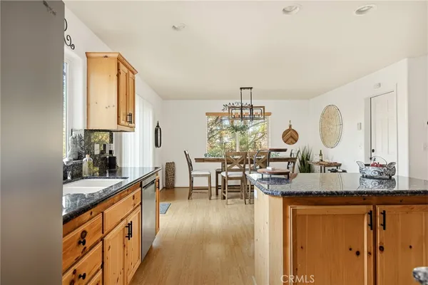 $469,000 | 30701 Knoll View Drive, Running Springs, CA 92382