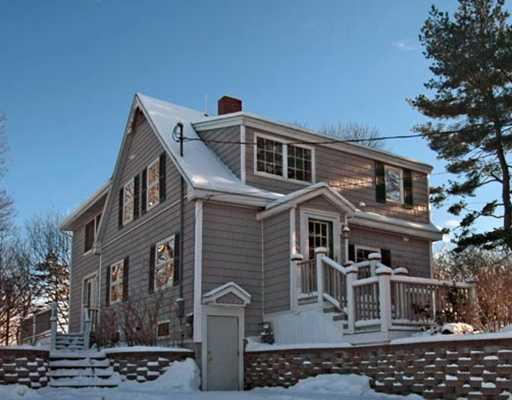 54 Surfsite Road South Portland, ME 04106 - Photo 1 of 9 Exterior Front.