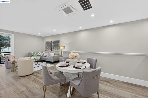 $899,000 | 5425 Melissa Lane, Unit 221, Dublin, CA 94568