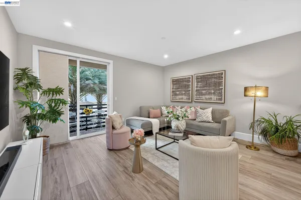 $899,000 | 5425 Melissa Lane, Unit 221, Dublin, CA 94568
