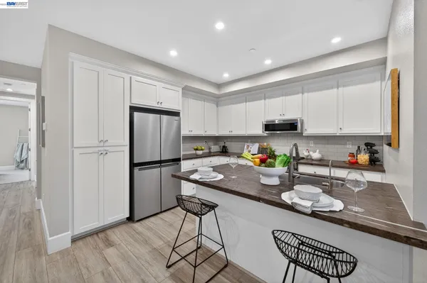 $899,000 | 5425 Melissa Lane, Unit 221, Dublin, CA 94568