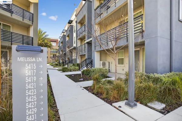 $899,000 | 5425 Melissa Lane, Unit 221, Dublin, CA 94568