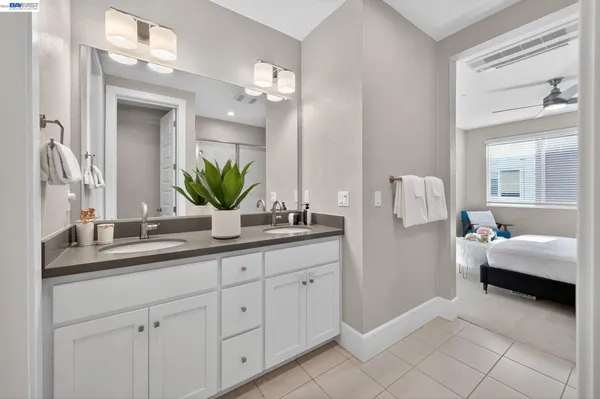 $899,000 | 5425 Melissa Lane, Unit 221, Dublin, CA 94568