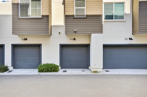 $899,000 | 5425 Melissa Lane, Unit 221, Dublin, CA 94568