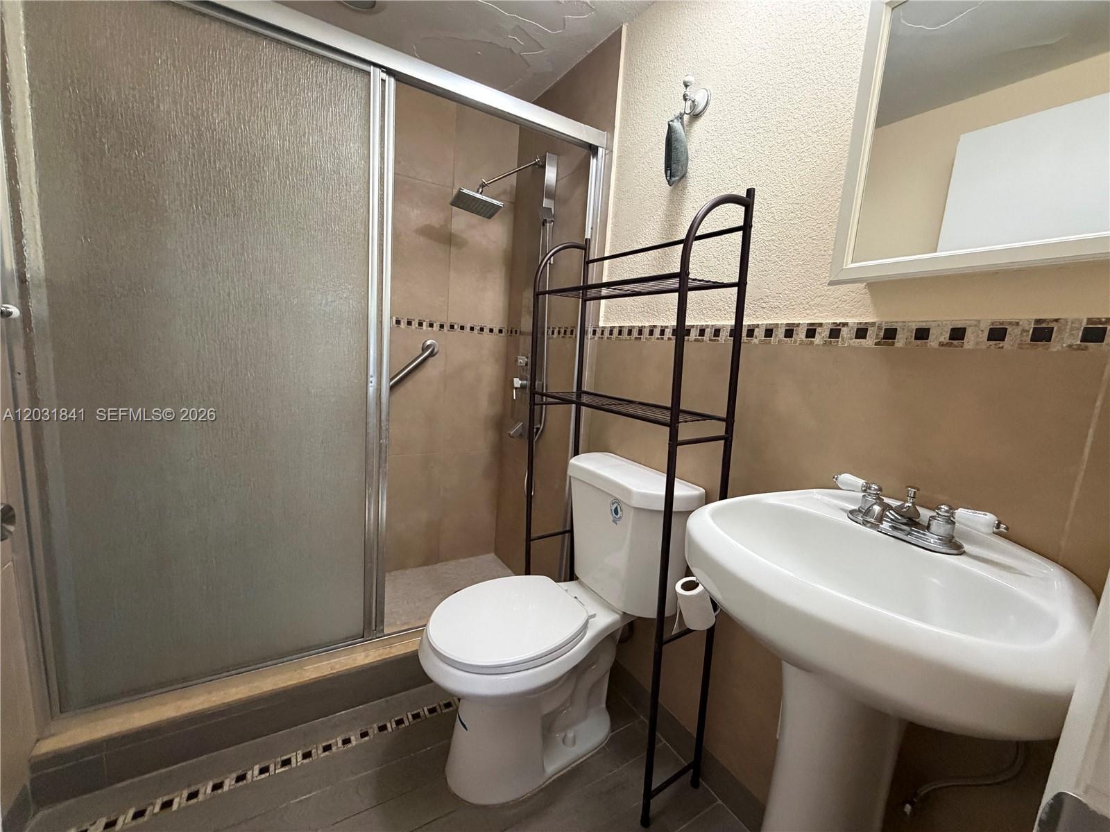 6318 Southwest 27th Street Miami, FL 33155 - Photo 10 of 15