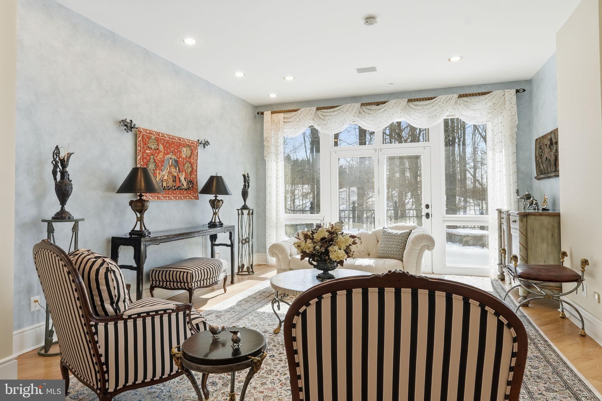 11940 River Road Potomac, MD 20854 - Photo 12 of 69 Living Room view to back exterior of home