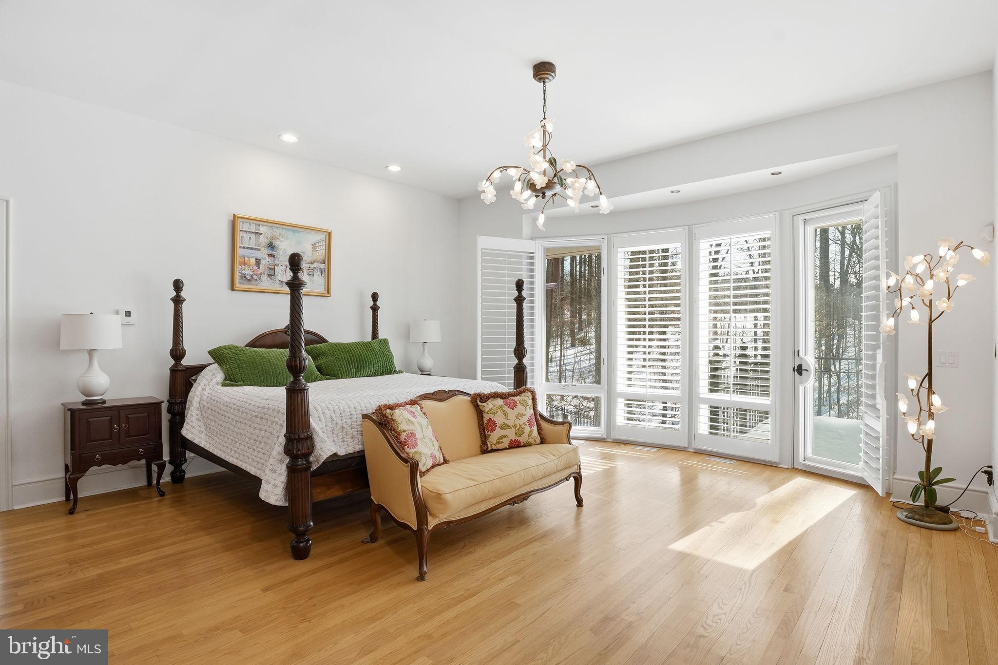 11940 River Road Potomac, MD 20854 - Photo 23 of 69 Primary Bedroom has door to back patio