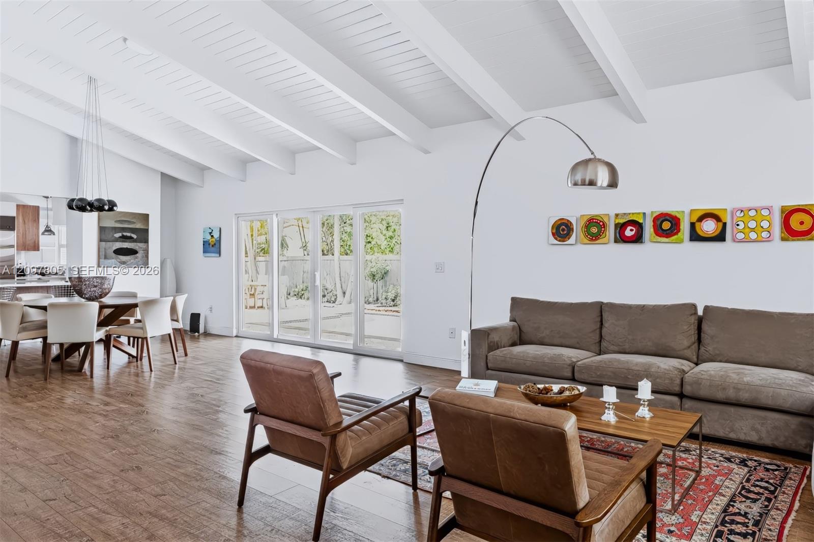 330 Glenridge Road Key Biscayne, FL 33149 - Photo 2 of 27 Gallery Image 2