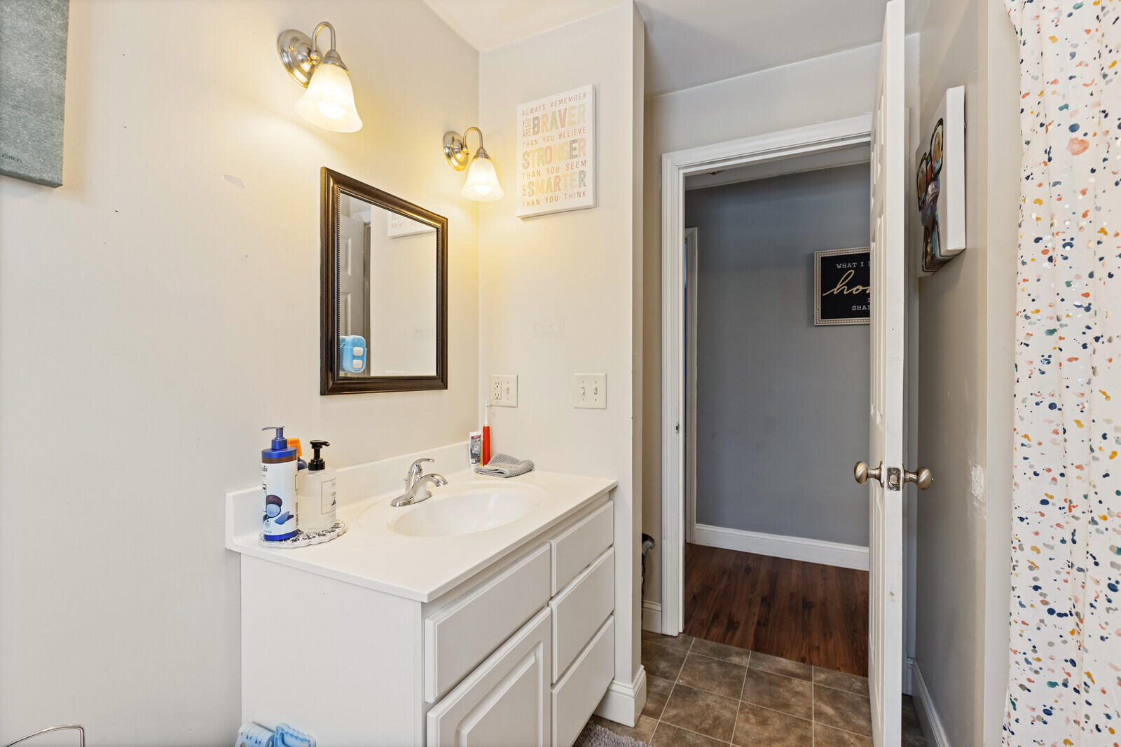 128 South Taylor Road Mount Vernon, ME 04352 - Photo 21 of 36 Main bathroom