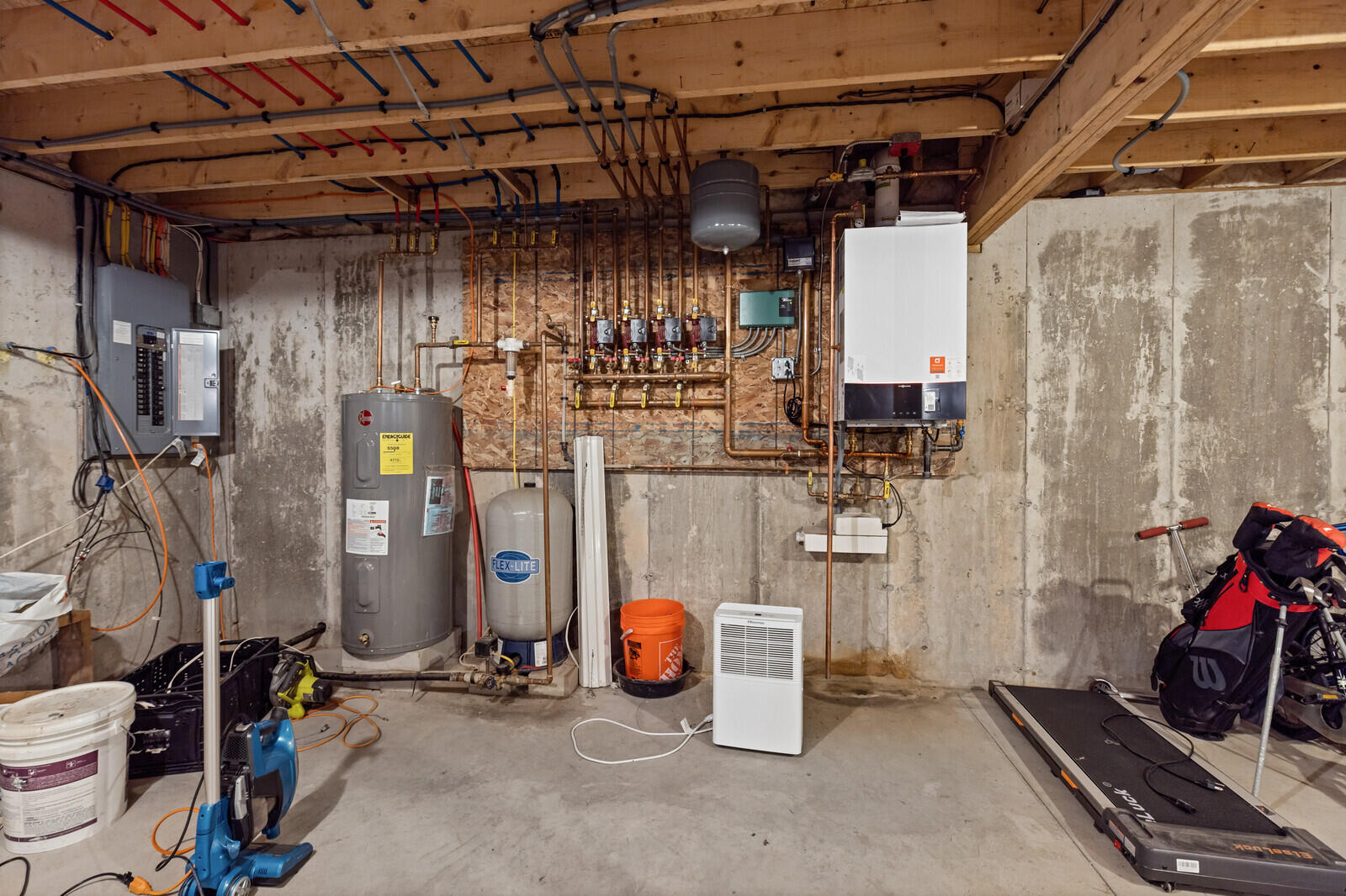 128 South Taylor Road Mount Vernon, ME 04352 - Photo 29 of 36 Basement systems