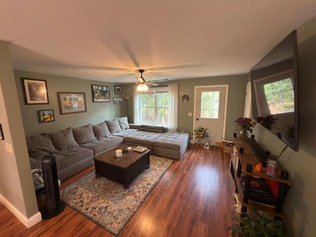 128 South Taylor Road Mount Vernon, ME 04352 - Photo 7 of 22 Lahti- Living room