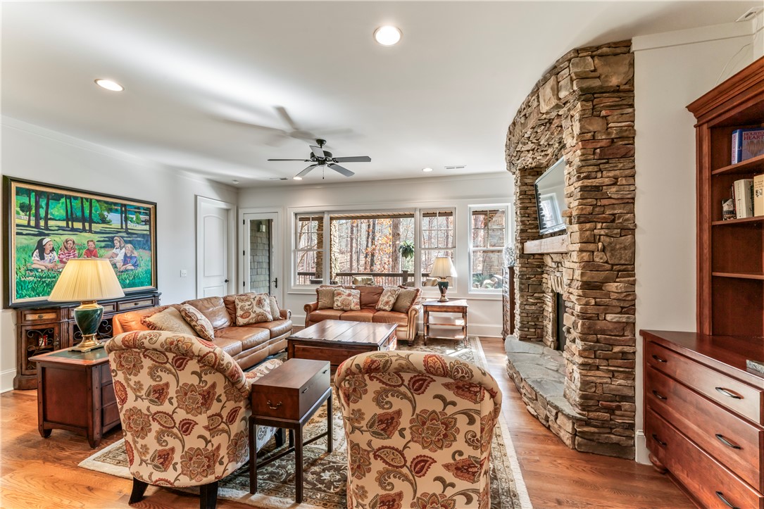 805 Top Ridge Drive Sunset, SC 29685 - Photo 30 of 46