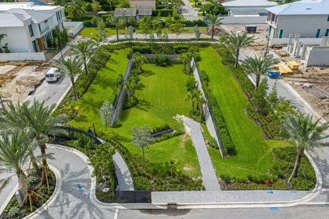 $4,800,000 | 330 Grove Place, Delray Beach, FL 33444