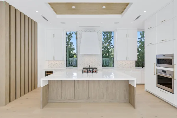 $4,800,000 | 330 Grove Place, Delray Beach, FL 33444