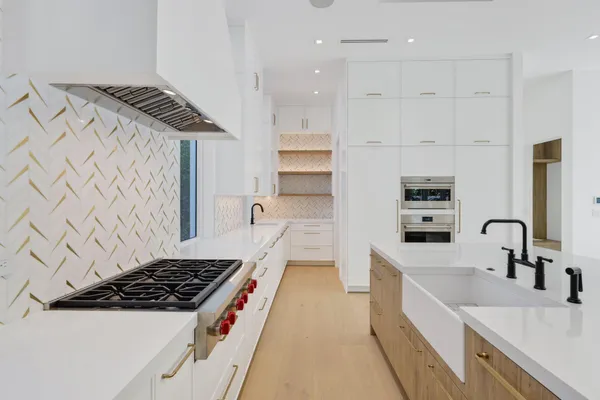 $4,800,000 | 330 Grove Place, Delray Beach, FL 33444