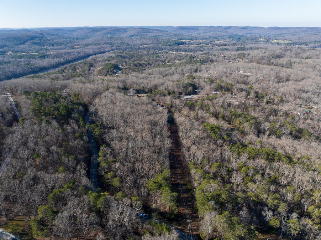 5 Garland Road Burnside, KY 42519 - Photo 8 of 11 07