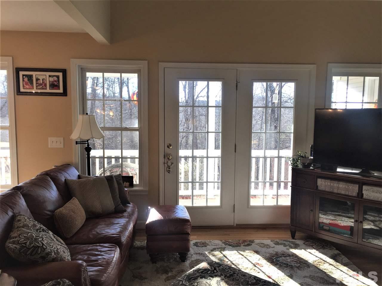 712 Thompson Road Graham, NC 27253 - Photo 5 of 24 Gallery Image 5