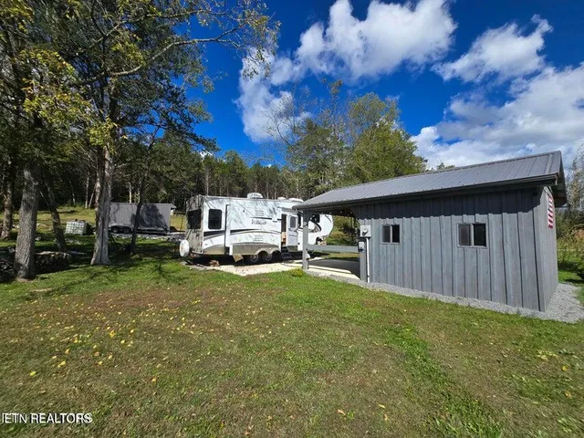 $250,000 | 20377 Wilderness Road, Rose Hill, VA 24281