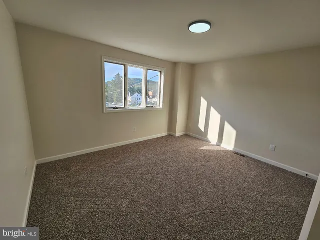 $154,900 | 331 Willing Street, Tamaqua, PA 18252