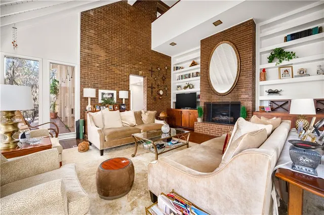 $539,900 | 144 Hickory Road, Natchitoches, LA 71457