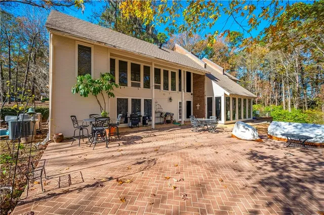 $539,900 | 144 Hickory Road, Natchitoches, LA 71457