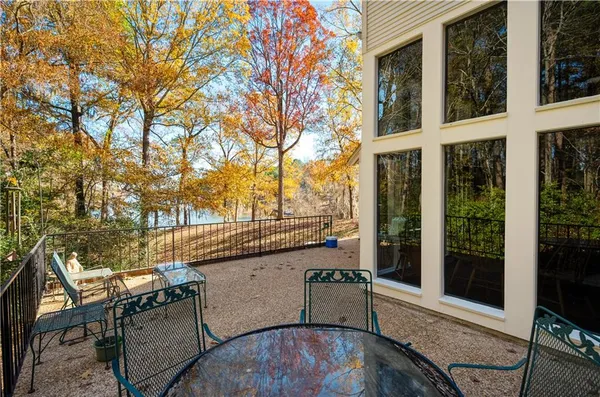 $539,900 | 144 Hickory Road, Natchitoches, LA 71457
