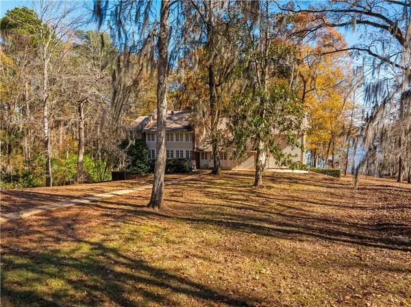 $539,900 | 144 Hickory Road, Natchitoches, LA 71457