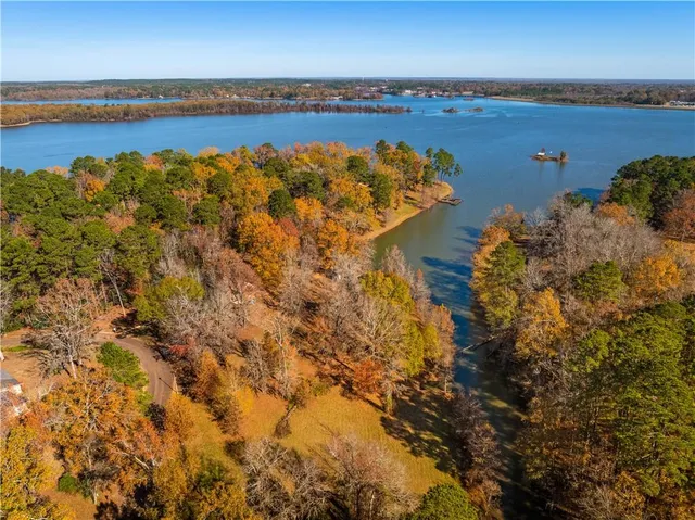 $539,900 | 144 Hickory Road, Natchitoches, LA 71457