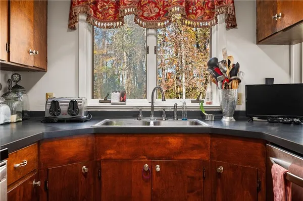 $539,900 | 144 Hickory Road, Natchitoches, LA 71457