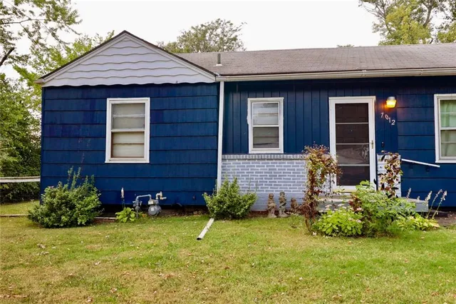 $149,900 | 7012 Kentucky Avenue, Raytown, MO 64133