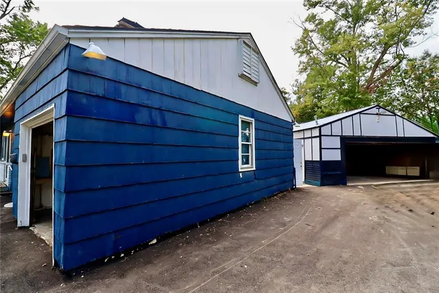 $149,900 | 7012 Kentucky Avenue, Raytown, MO 64133