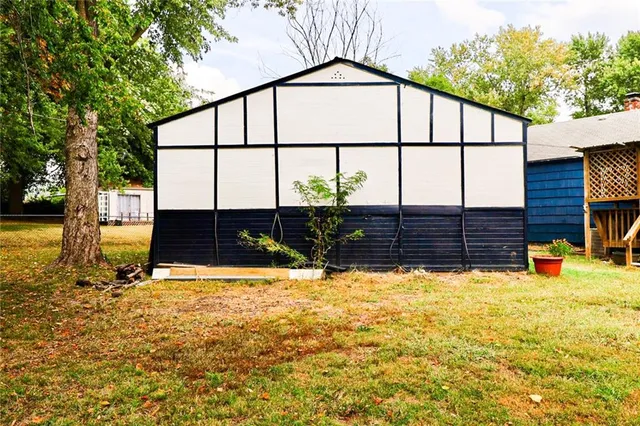 $149,900 | 7012 Kentucky Avenue, Raytown, MO 64133