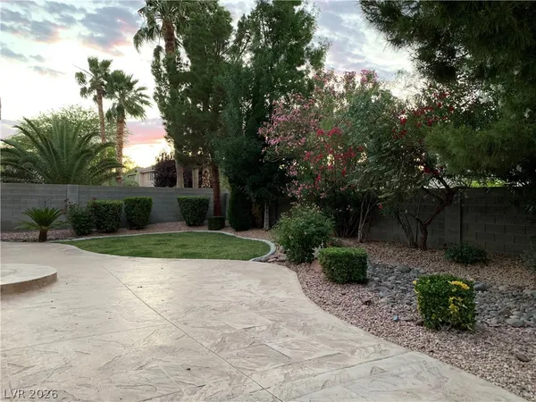$3,100 | 294 Powerbilt Avenue, Las Vegas, NV 89148